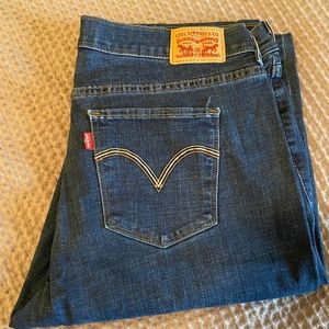 Levi Boot Cut Jean